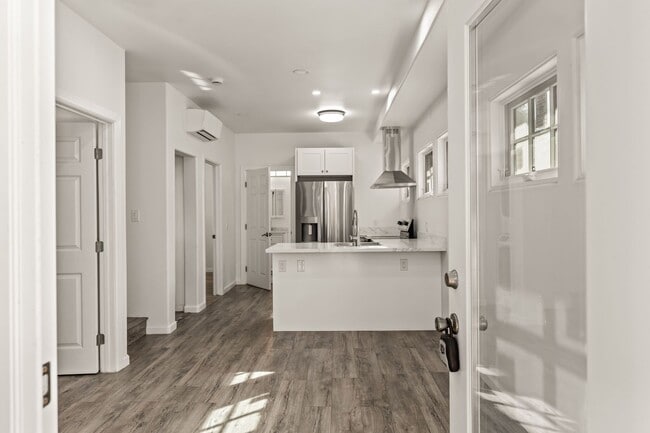 931 W 23rd St-Unit -Unit 931 in Los Angeles, CA - Building Photo - Building Photo