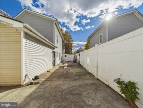 3951 Aspen St in Philadelphia, PA - Building Photo - Building Photo