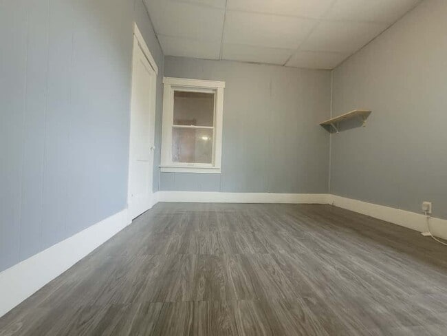 property at 424 1/2 N Wheeler Ave