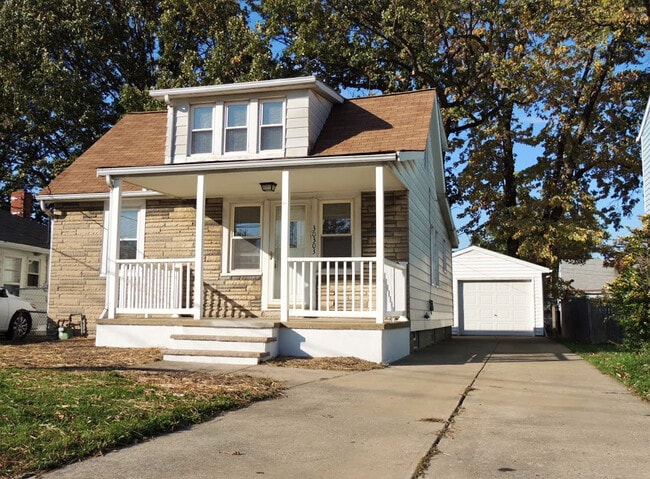 property at 30303 Regent Rd
