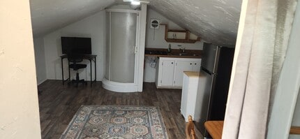 110 Betsy Ross Pl in Satsuma, FL - Building Photo - Building Photo