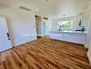 5016 N Bentree Cir in Long Beach, CA - Building Photo - Building Photo
