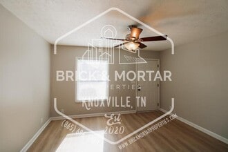 2000 Belle Terra Rd in Knoxville, TN - Building Photo - Building Photo