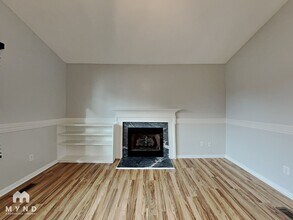 1112 New Castle Ct in Raleigh, NC - Building Photo - Building Photo