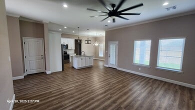 1104 Osprey Dr in Midland, TX - Building Photo - Building Photo