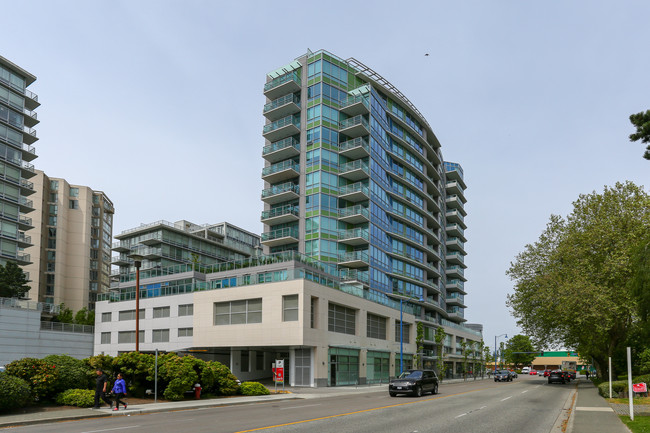 The Grand at Lansdowne in Richmond, BC - Building Photo - Building Photo