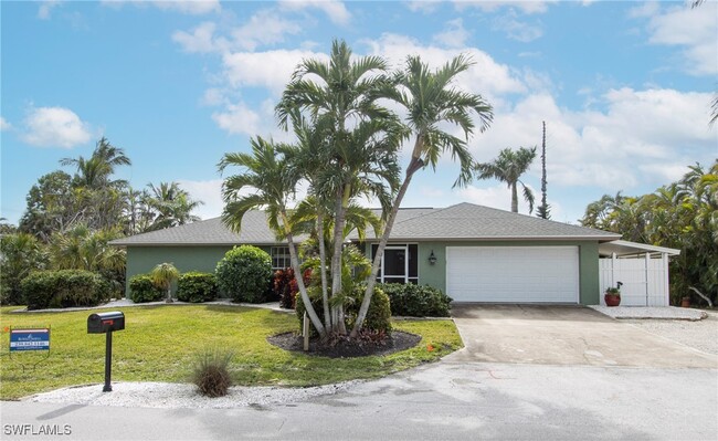 1380 Albatross Rd in Sanibel, FL - Building Photo - Building Photo