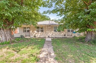 10019 Olmos Dr in Dallas, TX - Building Photo - Building Photo