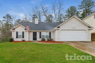 215 Millwheel Dr in Villa Rica, GA - Building Photo