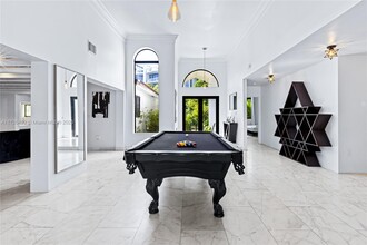 1061 NW North River Dr in Miami, FL - Building Photo - Building Photo