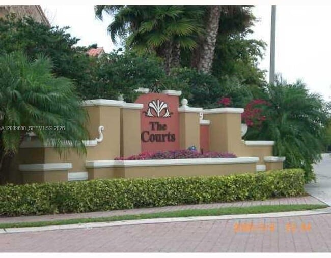 6630 NW 114th Ave in Doral, FL - Building Photo - Building Photo
