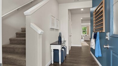 2101 Boxcar Ct NE in Olympia, WA - Building Photo - Building Photo