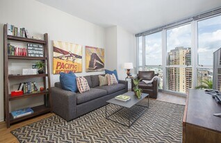 LPM Apartments in Minneapolis, MN - Building Photo