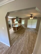 4010 Honeysuckle Ln in Texarkana, TX - Building Photo - Building Photo