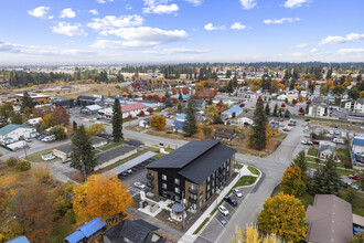 Sawtooth Flats Apartments in Post Falls, ID - Foto de edificio - Building Photo