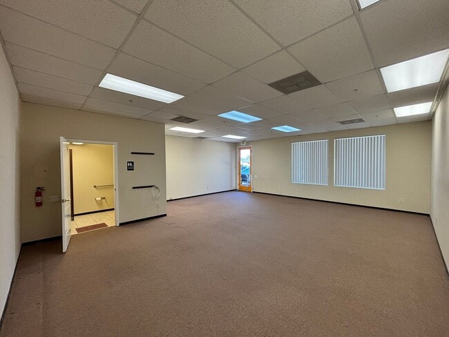 2050 Artesia Blvd in Torrance, CA - Building Photo - Building Photo