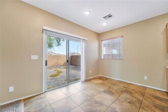 9224 Placer Bullion Ave in Las Vegas, NV - Building Photo - Building Photo