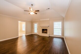 8244 Weatherwood Ln in Memphis, TN - Building Photo - Building Photo