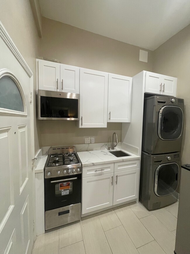 property at 7524 Fountain Ave