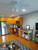 2209 Carpenter St in Philadelphia, PA - Building Photo