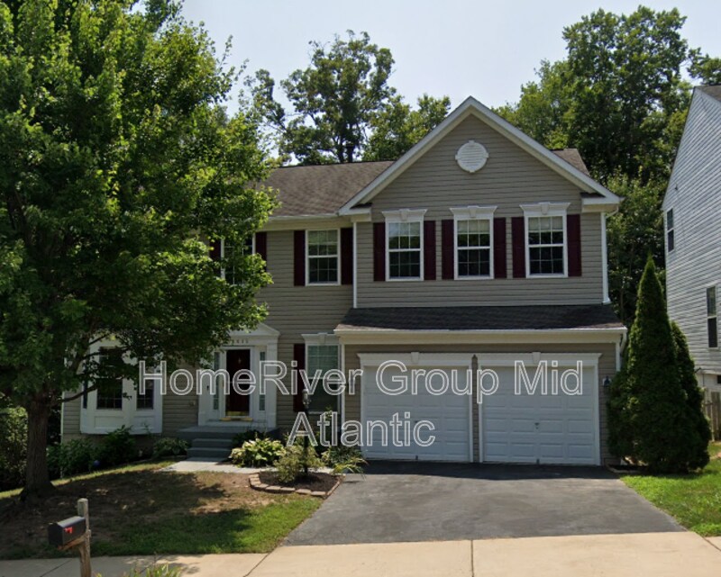 16475 Kramer Estate Dr in Woodbridge, VA - Building Photo