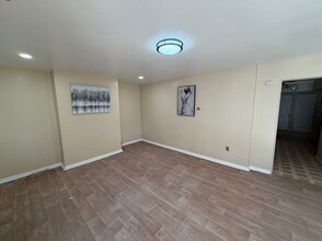 1920 Middle St in Pittsburgh, PA - Building Photo - Building Photo