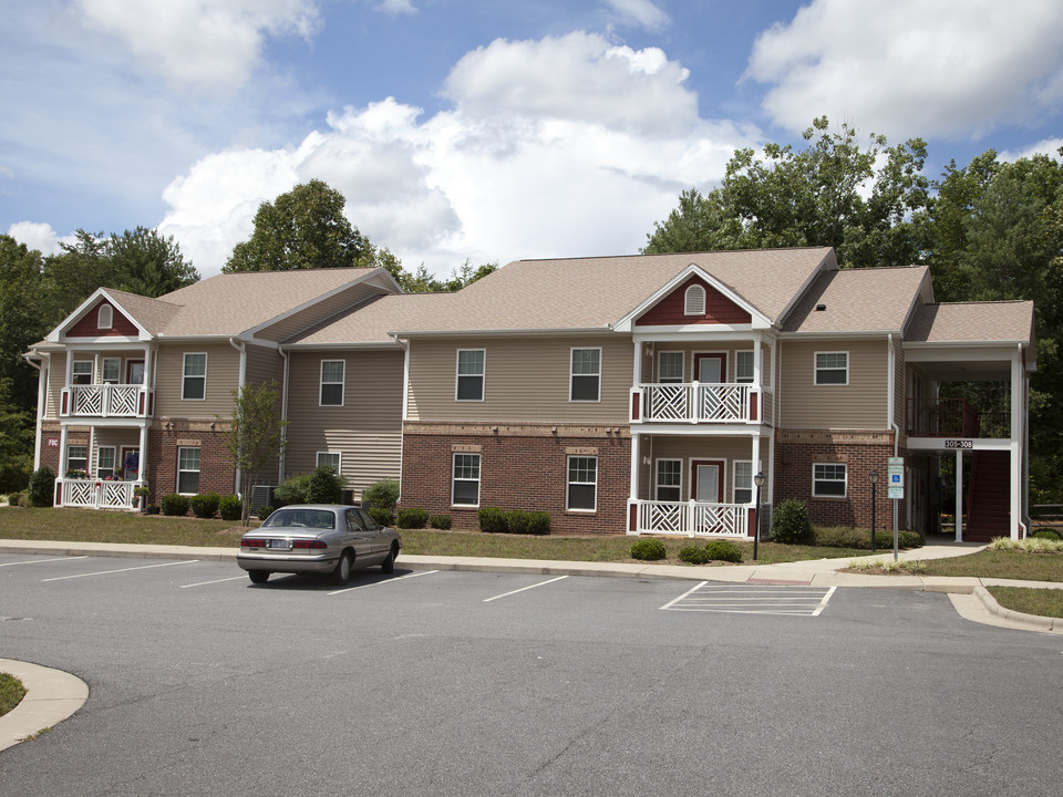 Pine Mountain Trace in Hudson, NC - Building Photo