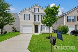 927 Littleton Dr in Concord, NC - Building Photo