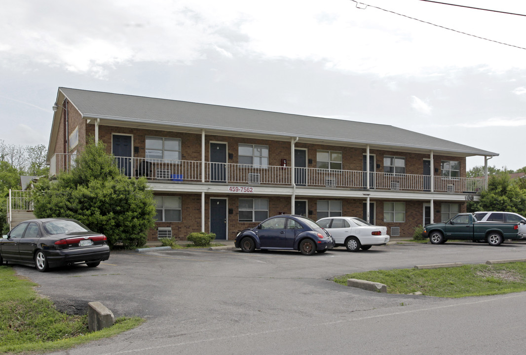 Terrace Inn Apartments in Smyrna, TN - Building Photo