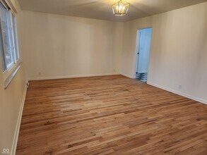 9502 E 600 S in Zionsville, IN - Building Photo - Building Photo