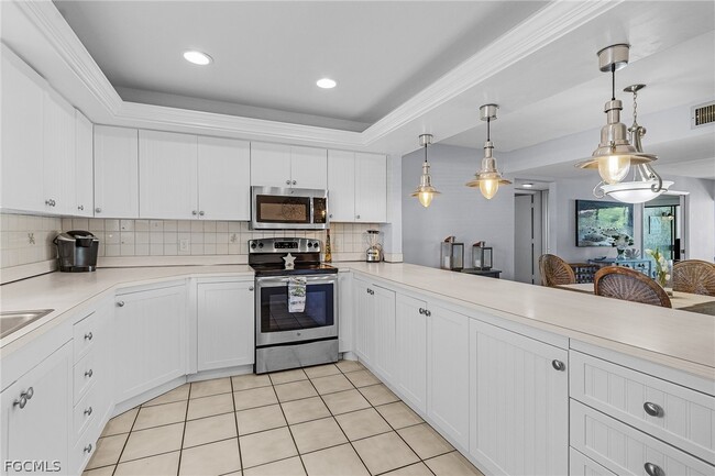 4384 Bowsprit Ct in Ft. Myers, FL - Building Photo - Building Photo