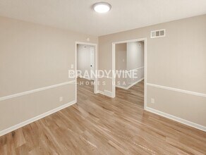 6752 Seven Valley Dr in Memphis, TN - Foto de edificio - Building Photo