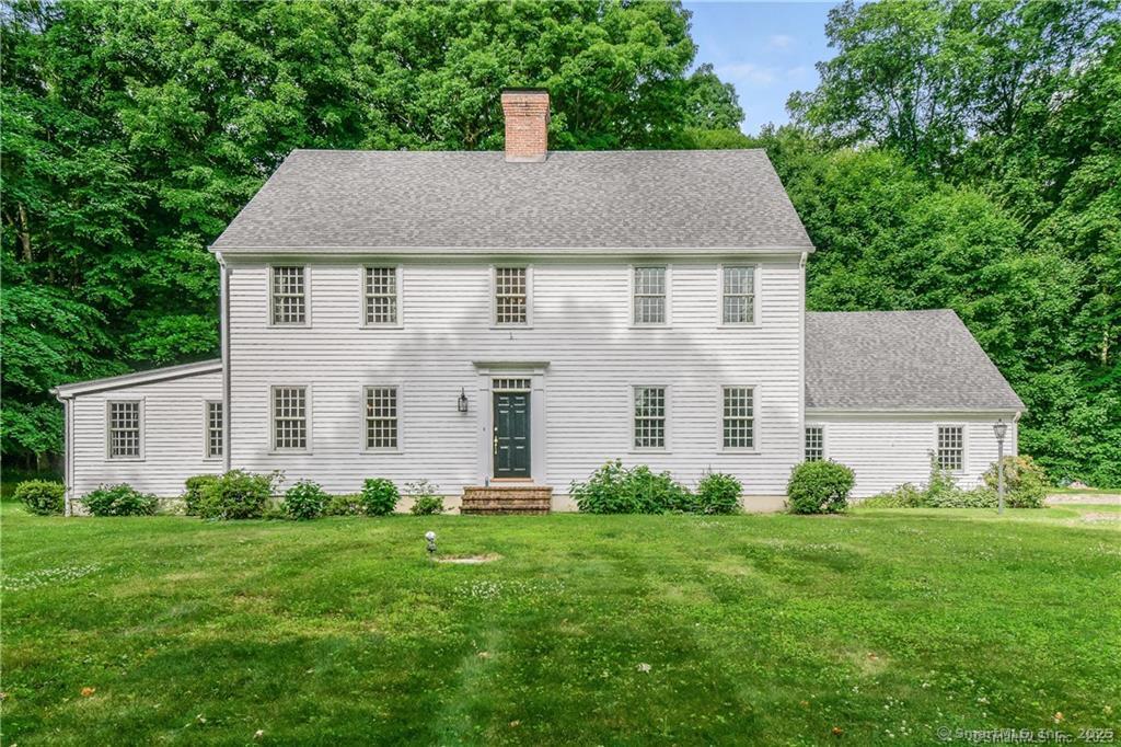 457 White Oak Shade Rd in New Canaan, CT - Foto de edificio