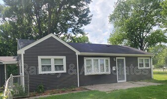 7000 John Adams Way in Louisville, KY - Building Photo