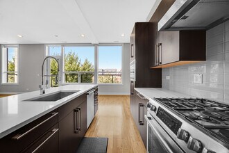 1639 W Warren Blvd in Chicago, IL - Building Photo - Building Photo