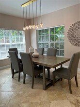901 Egrets Run, Unit 4-102 in Naples, FL - Foto de edificio - Building Photo