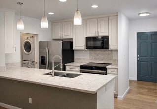 95-833-833 Wikao St, Unit C201 in Mililani, HI - Foto de edificio - Building Photo