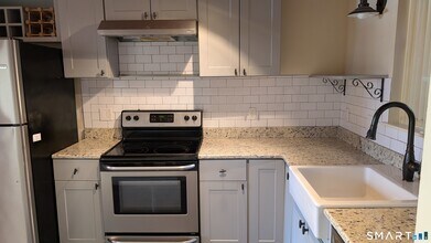 839 Main St in Torrington, CT - Building Photo - Building Photo