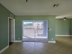 4124 NE 15th Ave in Cape Coral, FL - Building Photo - Building Photo