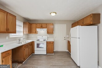 6481 Alford Way in Lithonia, GA - Building Photo - Building Photo