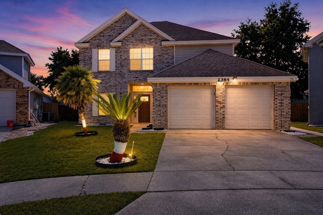 property at 2384 Roanoke Ct