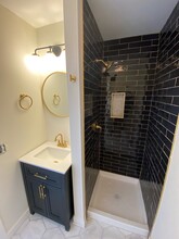 1322 W Ohio St, Unit 2R in Chicago, IL - Building Photo - Building Photo