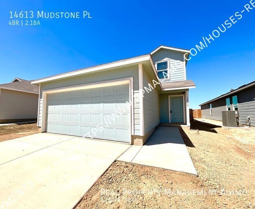 14613 Mudstone Pl in Elmendorf, TX - Building Photo