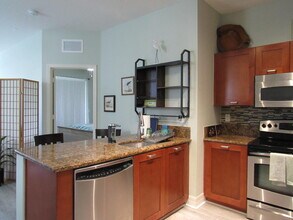 48 SE Sedona Cir in Stuart, FL - Building Photo - Building Photo
