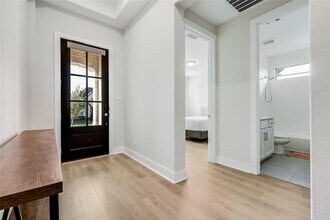 8000 Sunrise Ravine Pass in Lago Vista, TX - Building Photo - Building Photo