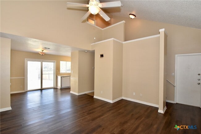property at 1907 Lisa Ln