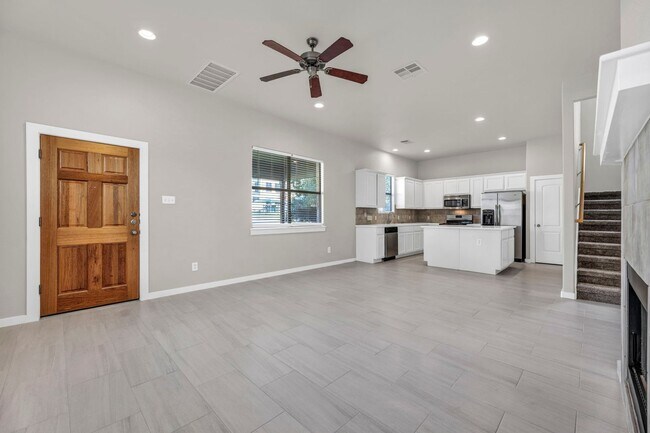 1711 E 16th St in Austin, TX - Building Photo - Building Photo