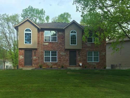1415 Village Circle Dr in Glen Carbon, IL - Building Photo
