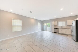 8323 N 22nd Dr in Phoenix, AZ - Building Photo - Building Photo