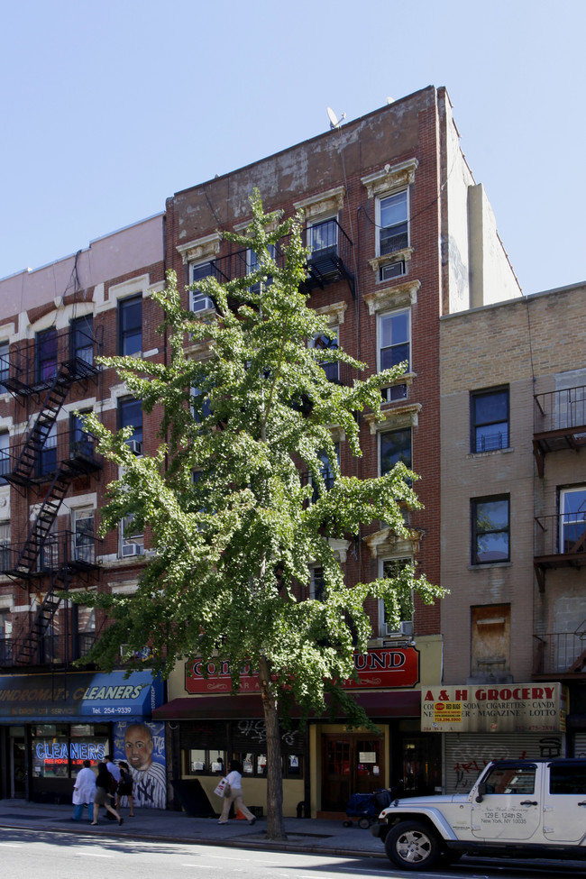 206 Avenue A in New York, NY - Foto de edificio - Building Photo